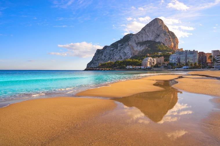 Home Sea&Dreams Beach Калпе Екстериор снимка